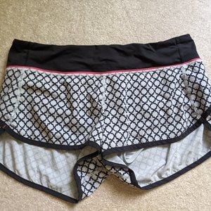 Lululemon Speed Shorts - Soul Geo Silver Spoon